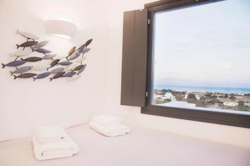 Sunny Studio W.Breathtaking Naxos Views In Isterni Apartment Isterni  Exterior photo